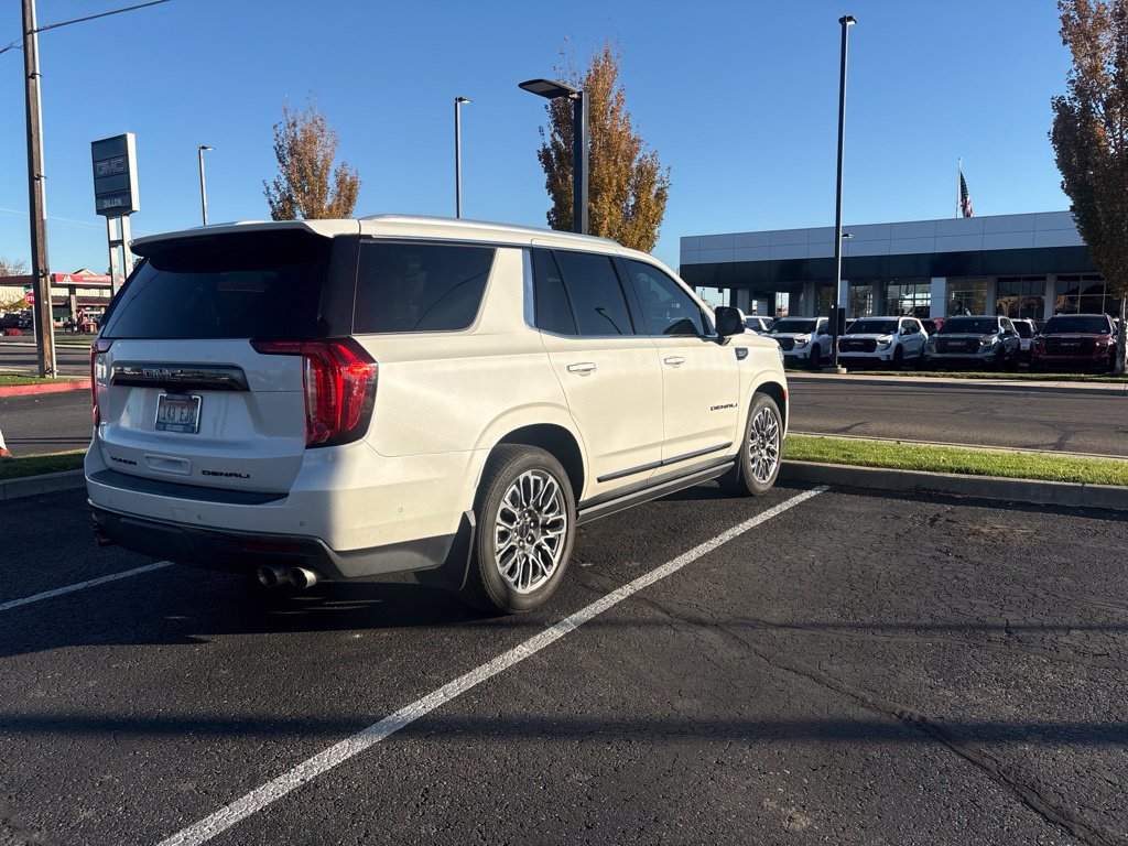 Used 2023 GMC Yukon Denali Ultimate AWD/4WD image 5