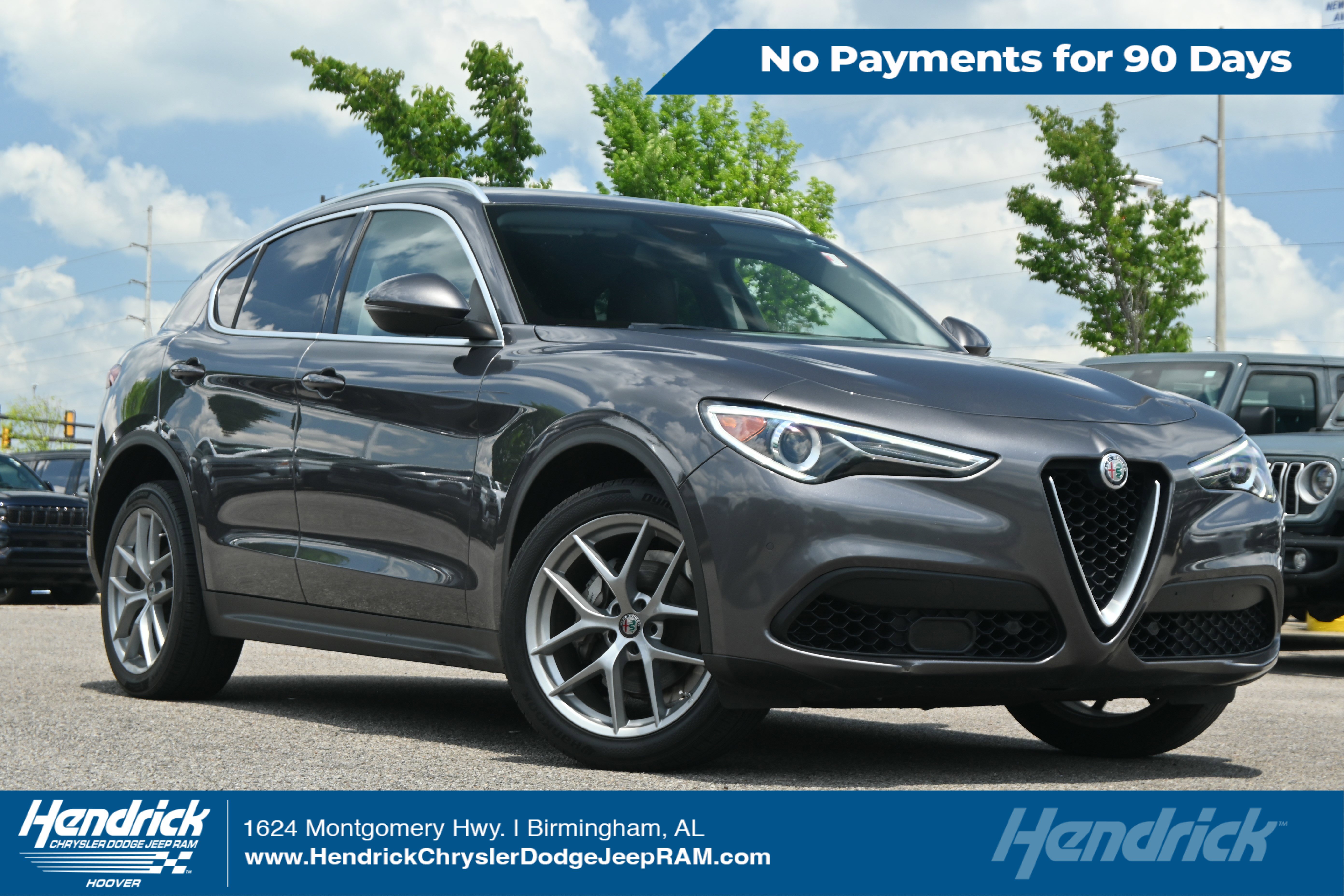Used 2018 Alfa Romeo Stelvio AWD image 1