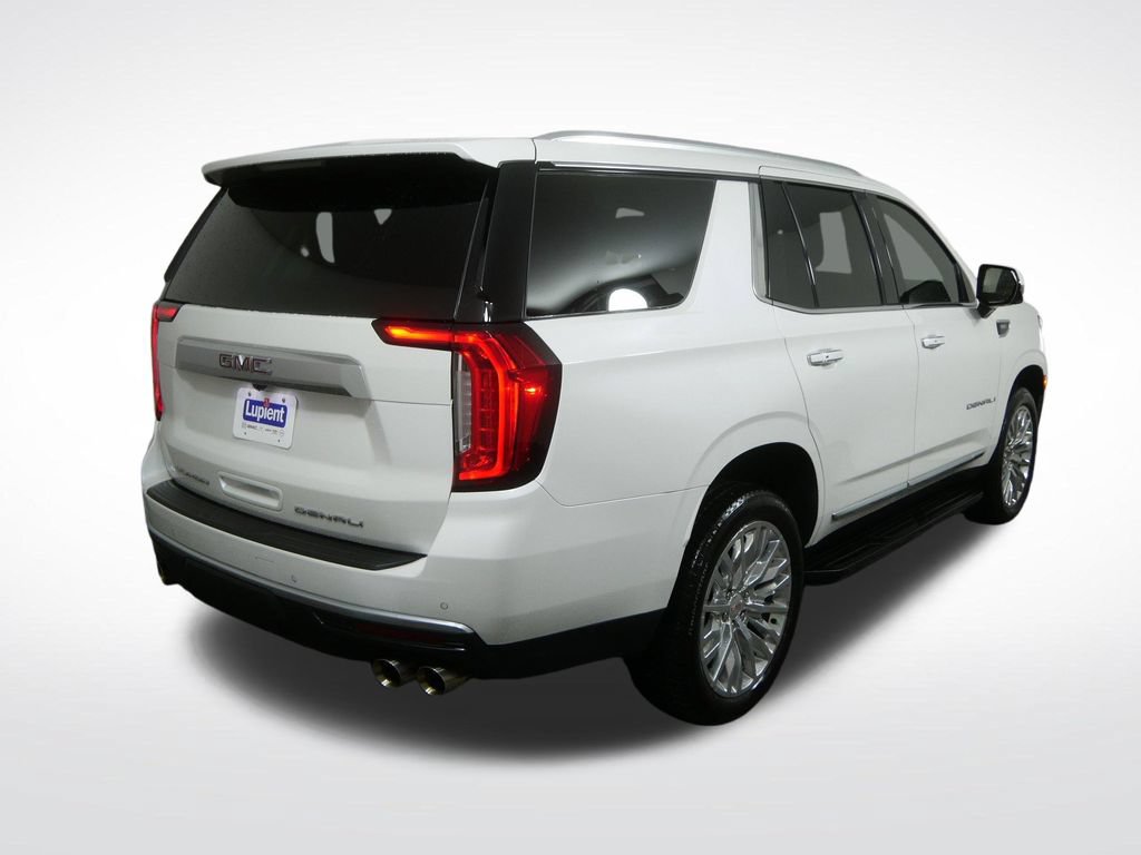 Used 2024 GMC Yukon Denali AWD/4WD image 3