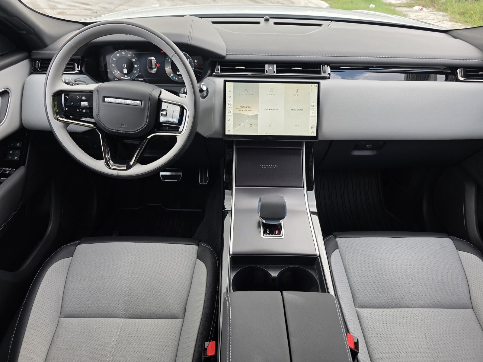 New 2026 Land Rover Range Rover Velar Belgravia AWD/4WD image 4