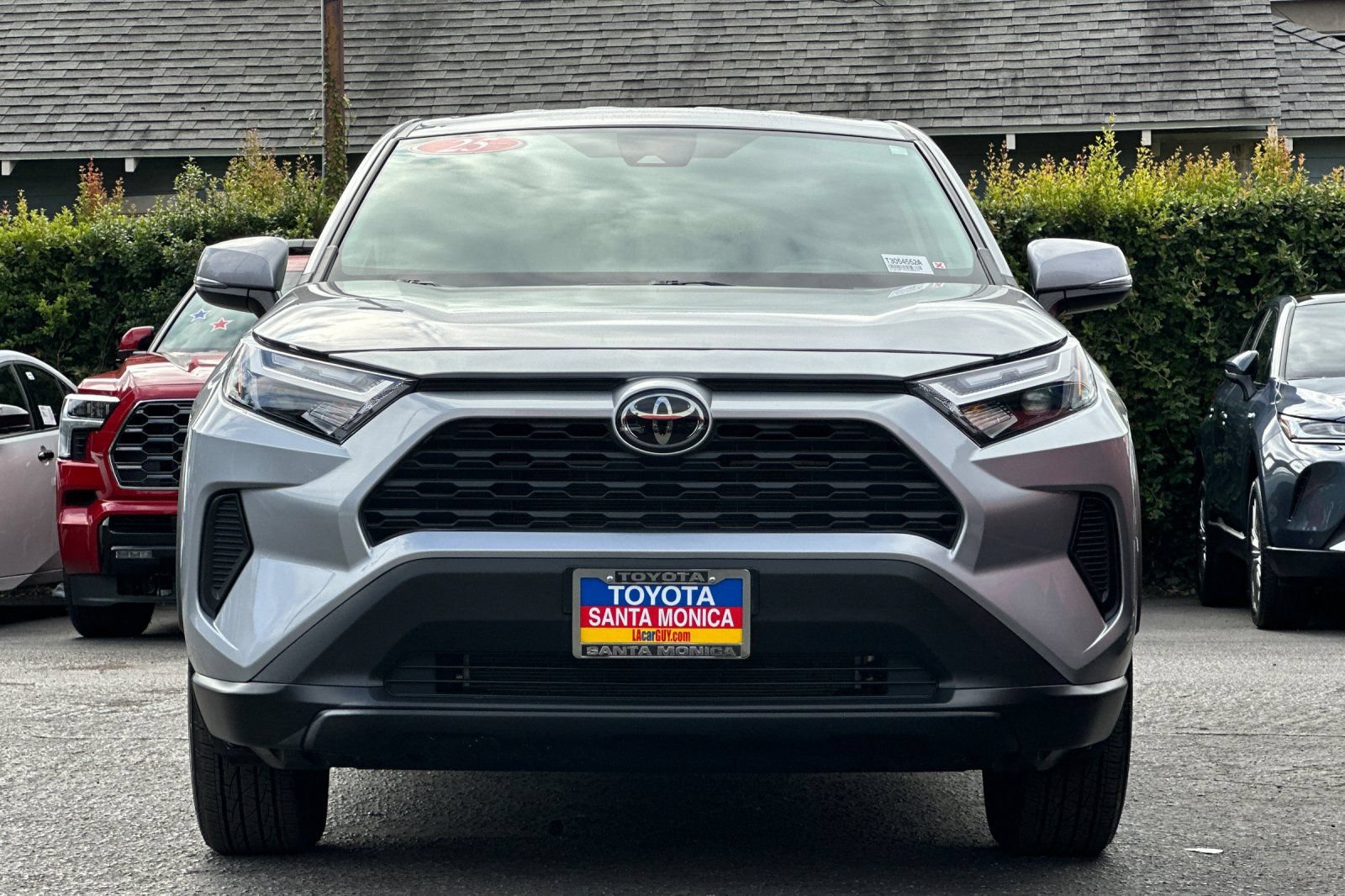 Used 2025 Toyota RAV4 LE FWD image 9