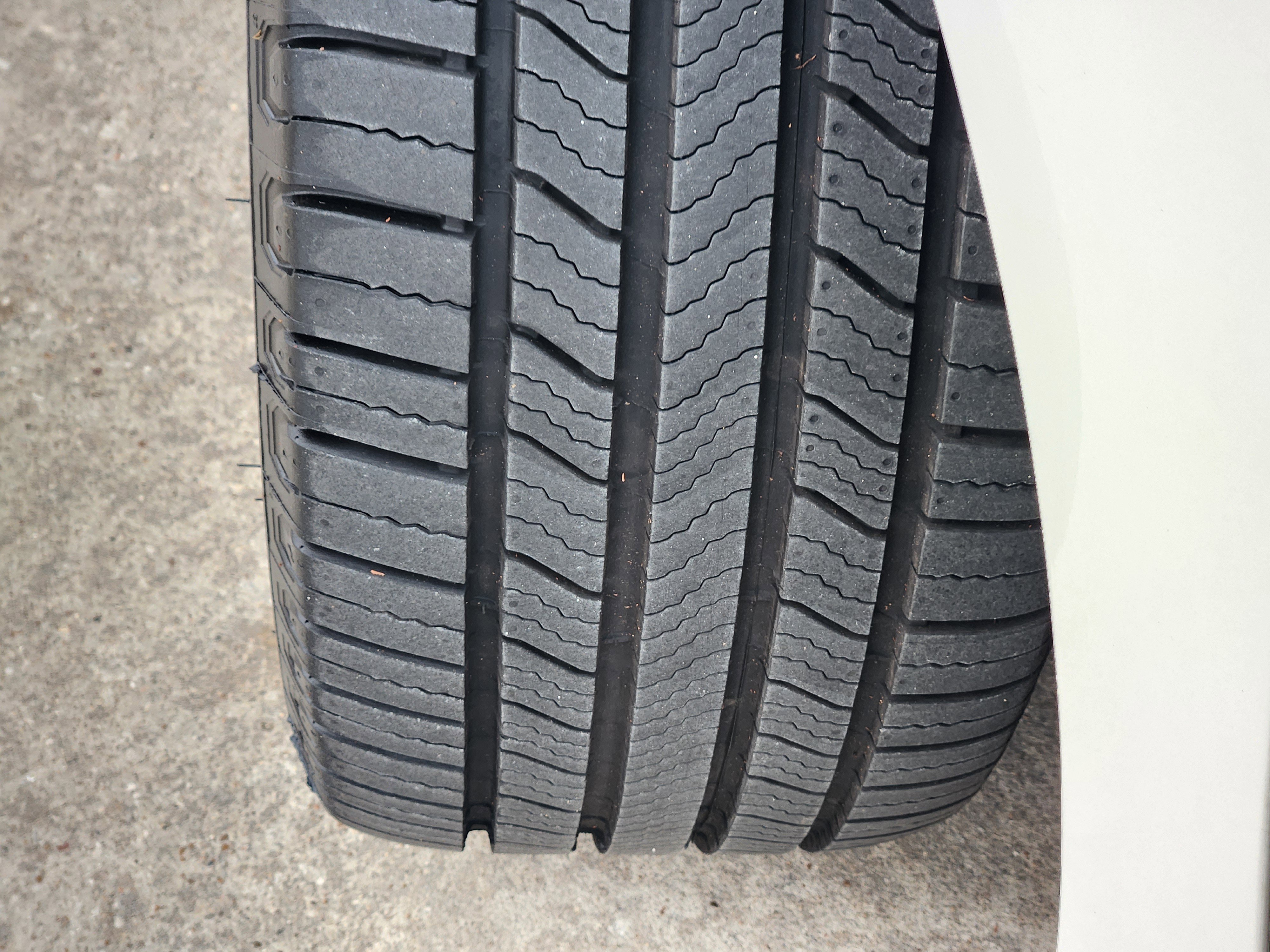 Used 2021 Lexus ES 300h w/ Premium Package image 11