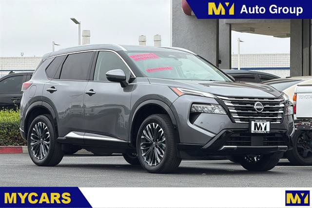 Used 2025 Nissan Rogue Platinum w/ Platinum Premium Package