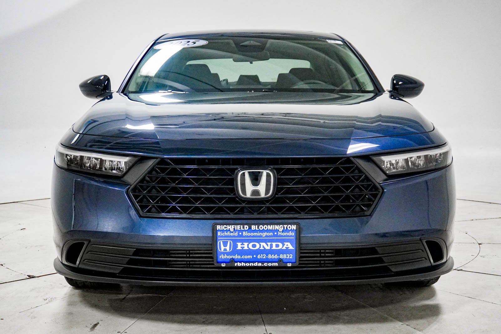 Certified 2025 Honda Accord SE image 14