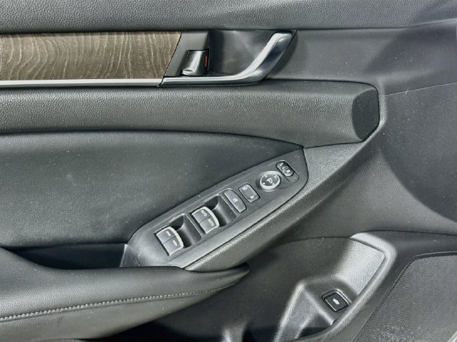 Used 2021 Honda Accord EX image 23