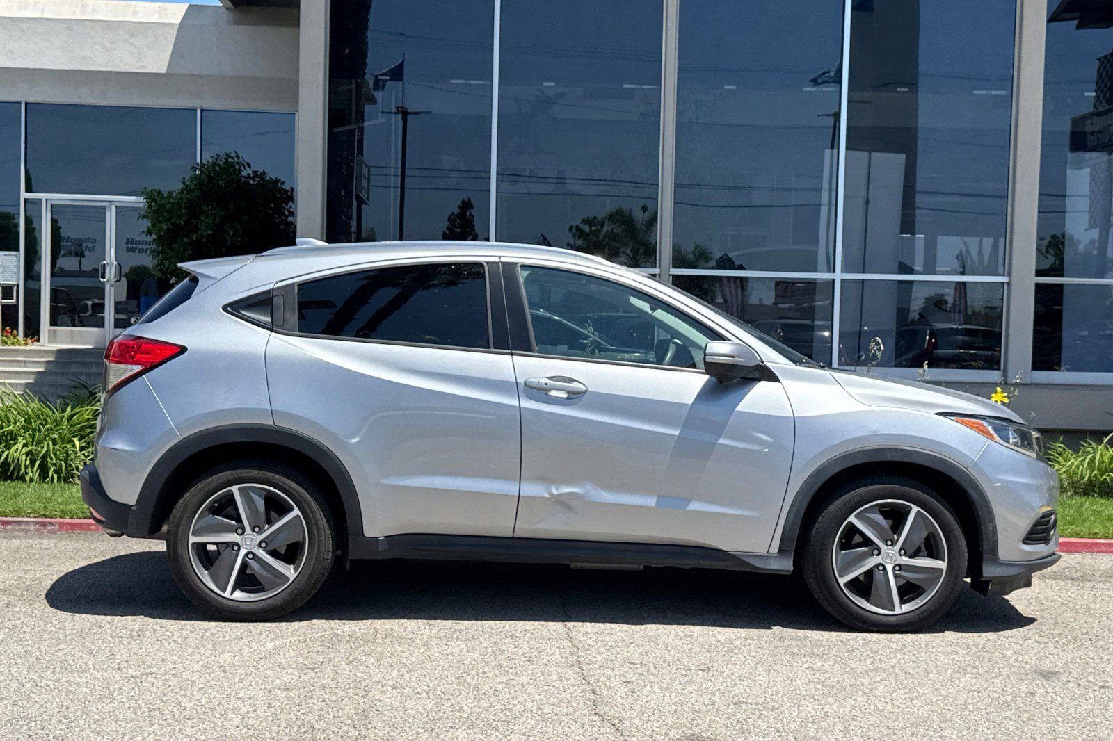 Certified 2021 Honda HR-V EX image 4