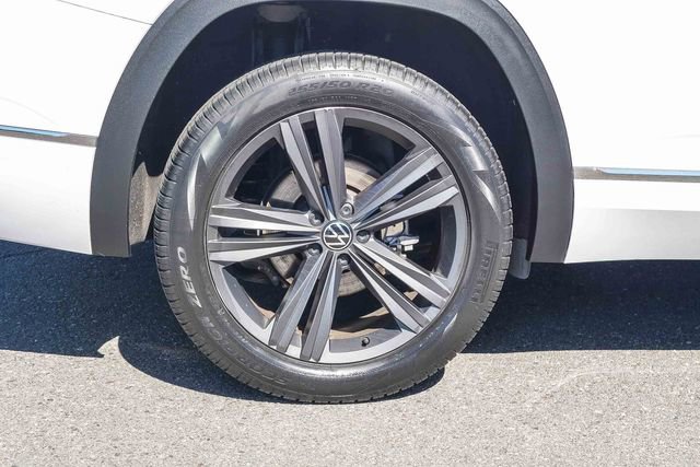 Used 2021 Volkswagen Atlas SE w/ Panoramic Sunroof Package FWD image 9