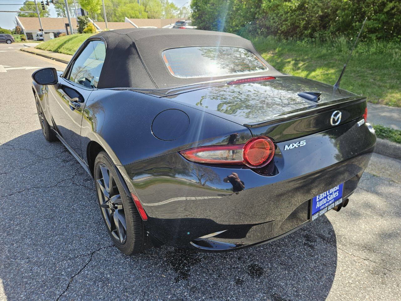 Used 2016 MAZDA MX-5 Miata Club image 4