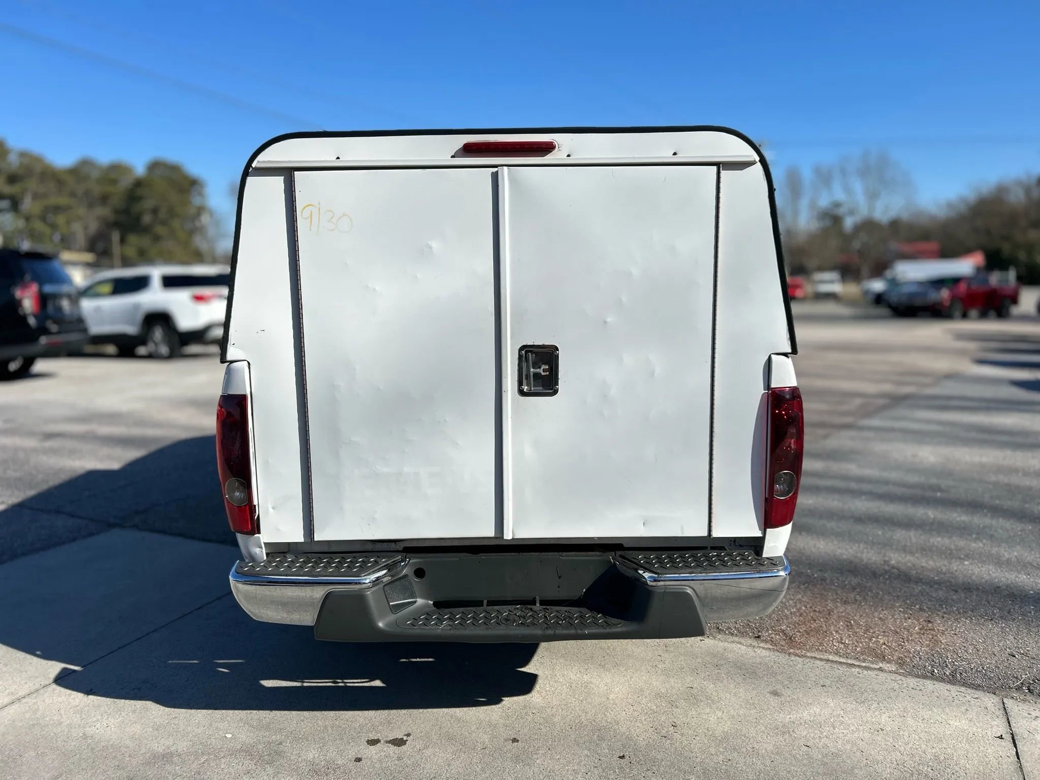 Used 2011 Chevrolet Colorado W/T w/ Power Convenience Package image 9