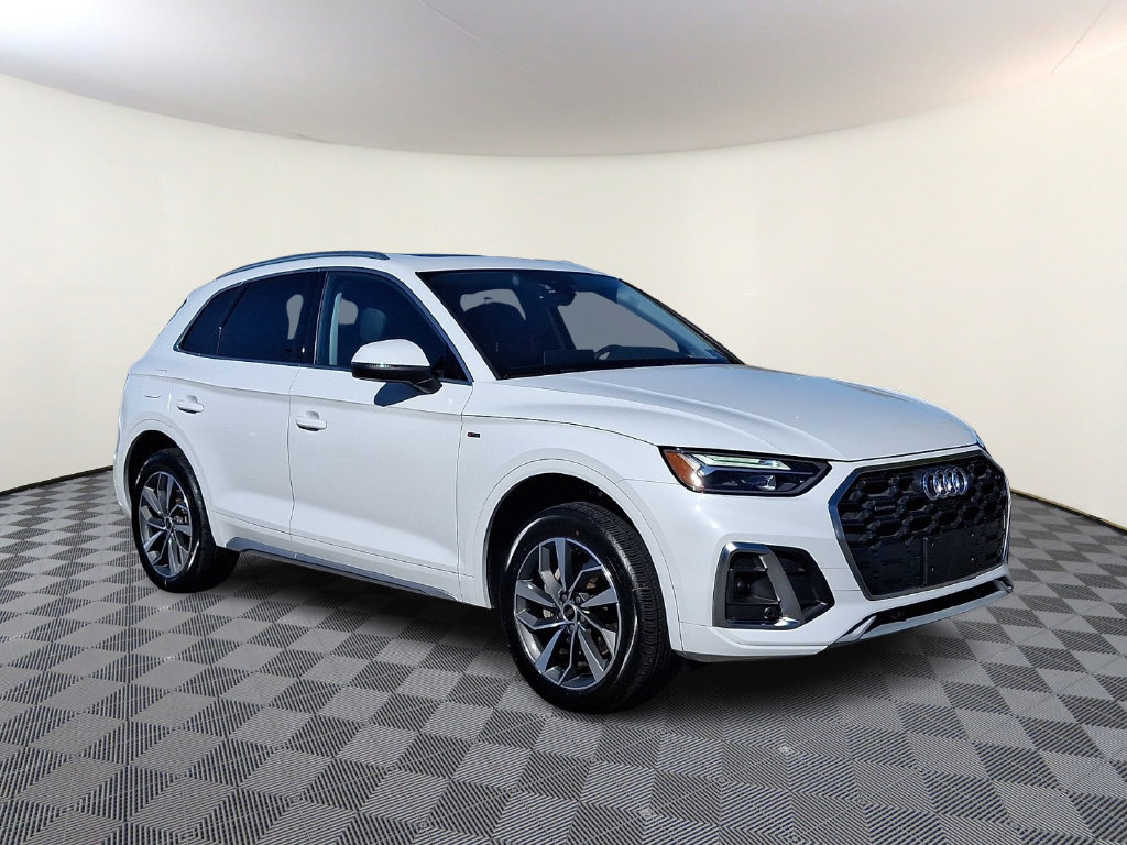 Certified 2023 Audi Q5 2.0T Premium Plus AWD/4WD image 1