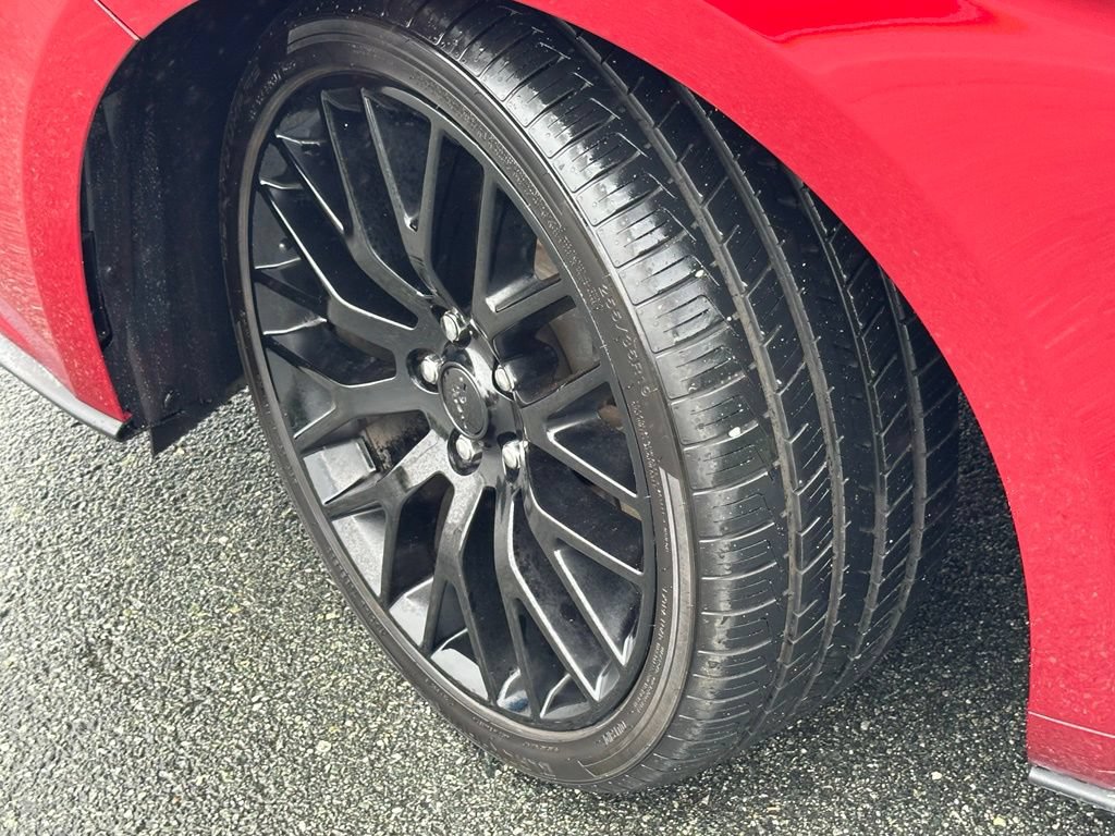 Used 2019 Ford Mustang Premium w/ Equipment Group 201A RWD image 31