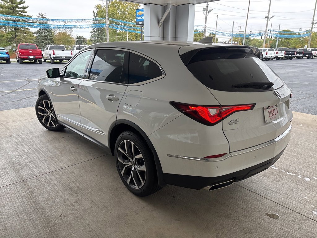 Used 2024 Acura MDX SH-AWD w/ Technology Package image 4