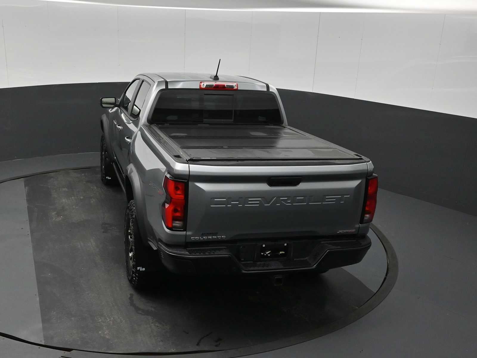 Used 2024 Chevrolet Colorado ZR2 w/ ZR2 Convenience Package III AWD/4WD image 15