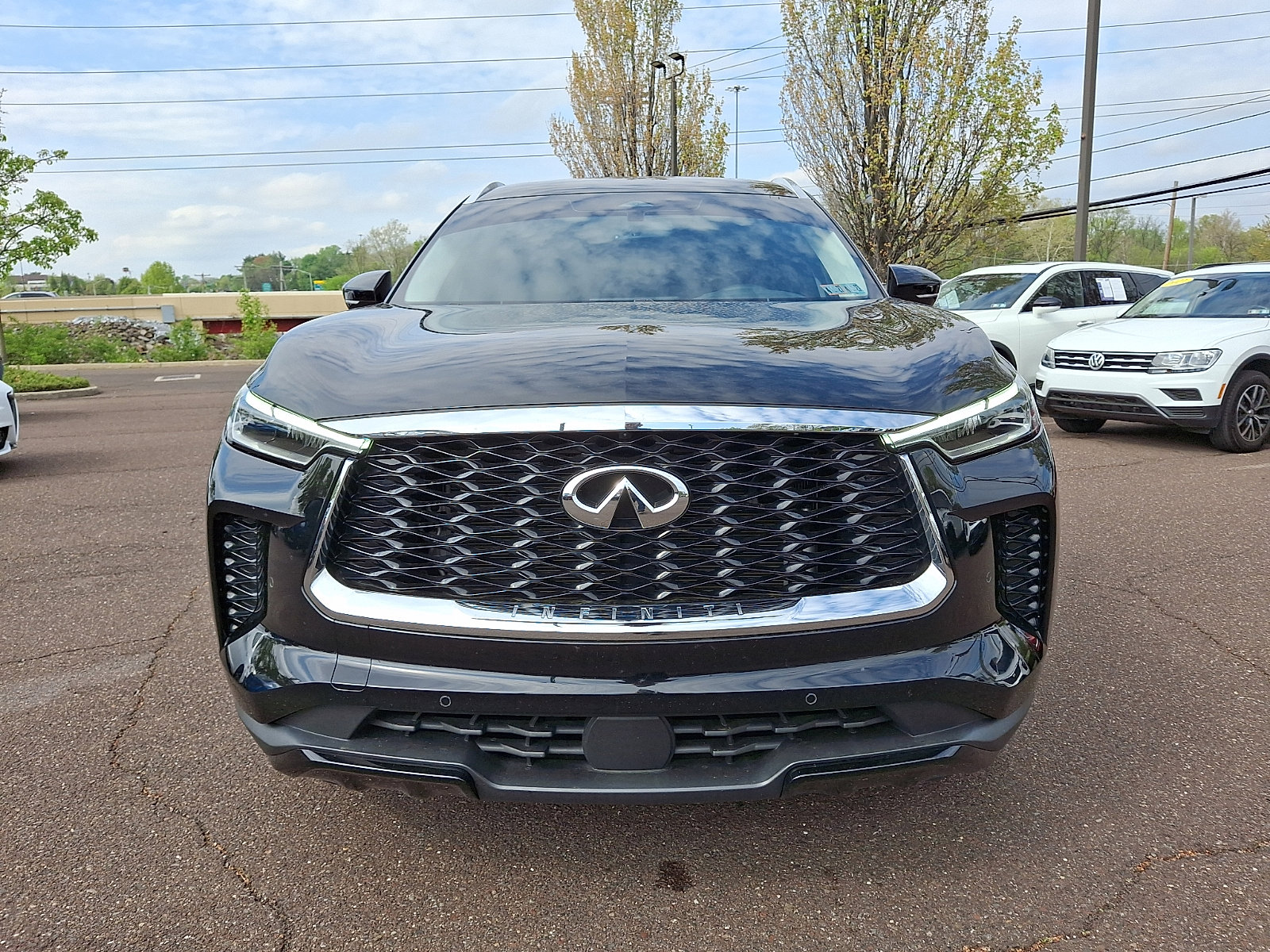 Certified 2023 INFINITI QX60 Luxe w/ Cargo Package image 2