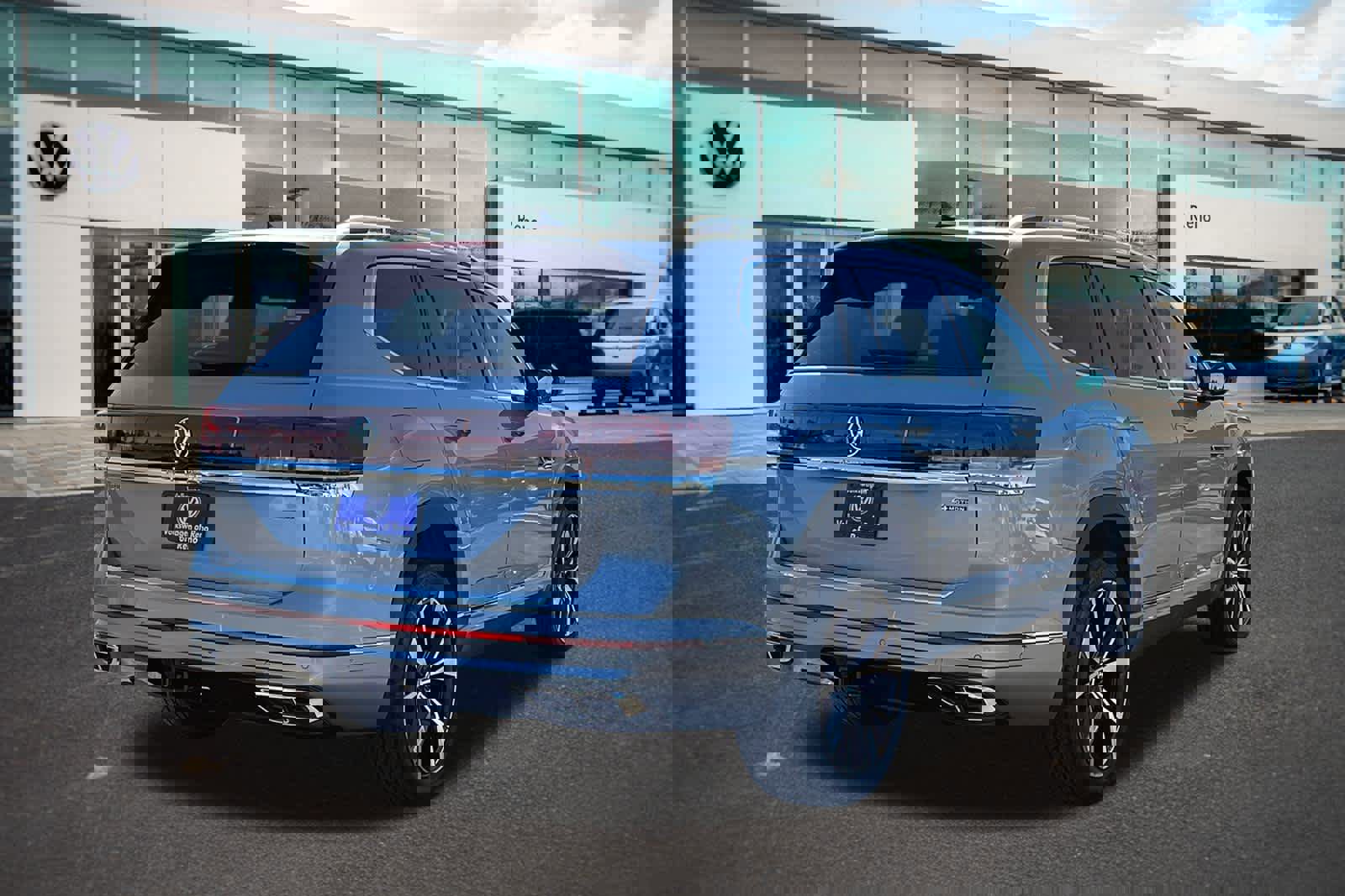 New 2026 Volkswagen Atlas SEL Premium R-Line image 5