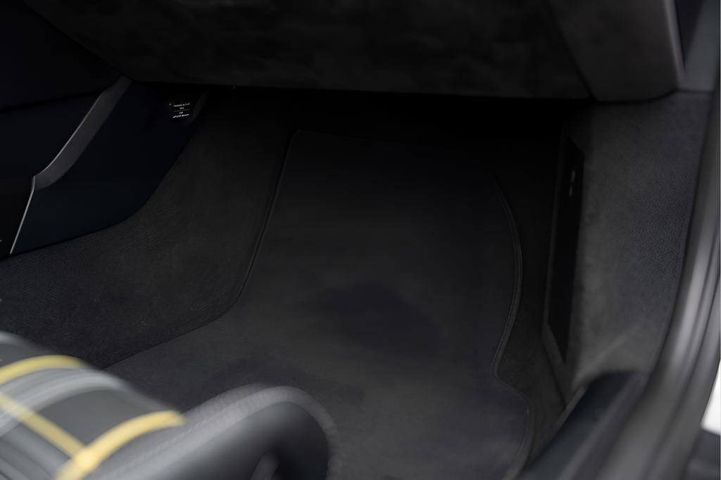 Used 2018 Porsche 911 GT3 image 34