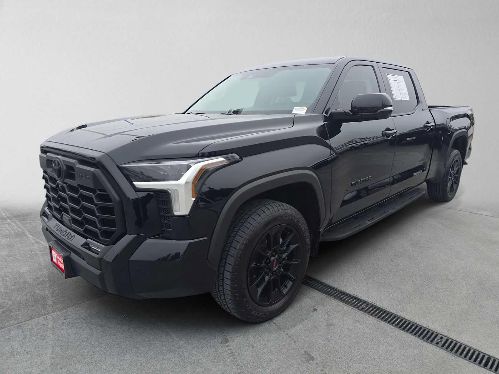 Used 2024 Toyota Tundra Limited w/ TRD Off-Road Package AWD/4WD image 7