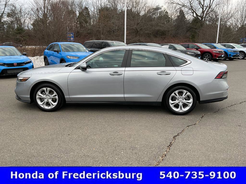 Certified 2025 Honda Accord LX image 3