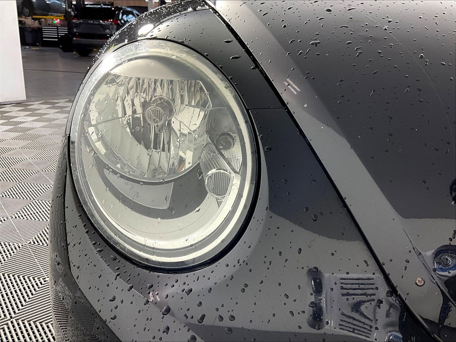 Used 2016 Volkswagen Beetle 1.8T Classic FWD image 25