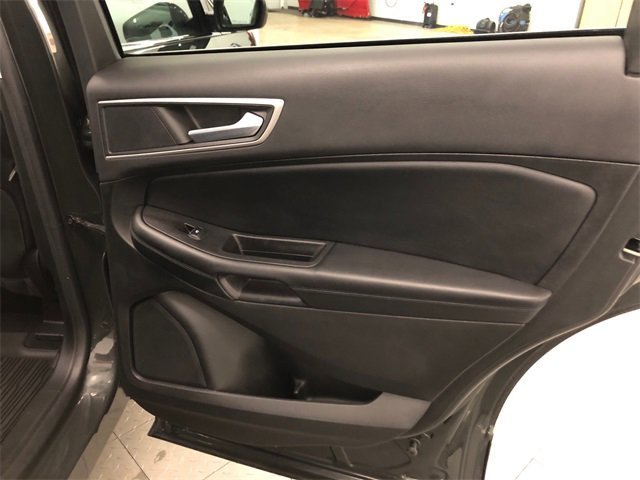 Used 2022 Ford Edge SEL w/ Convenience Package image 32