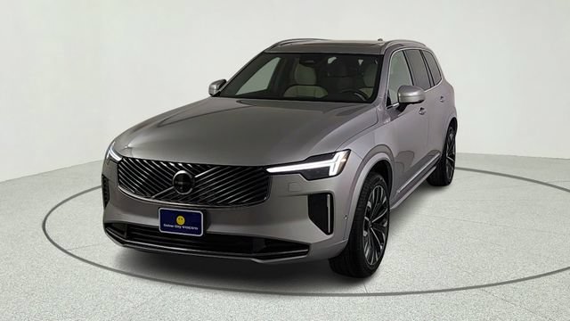 New 2026 Volvo XC90 B6 Plus w/ Protection Package AWD/4WD image 2