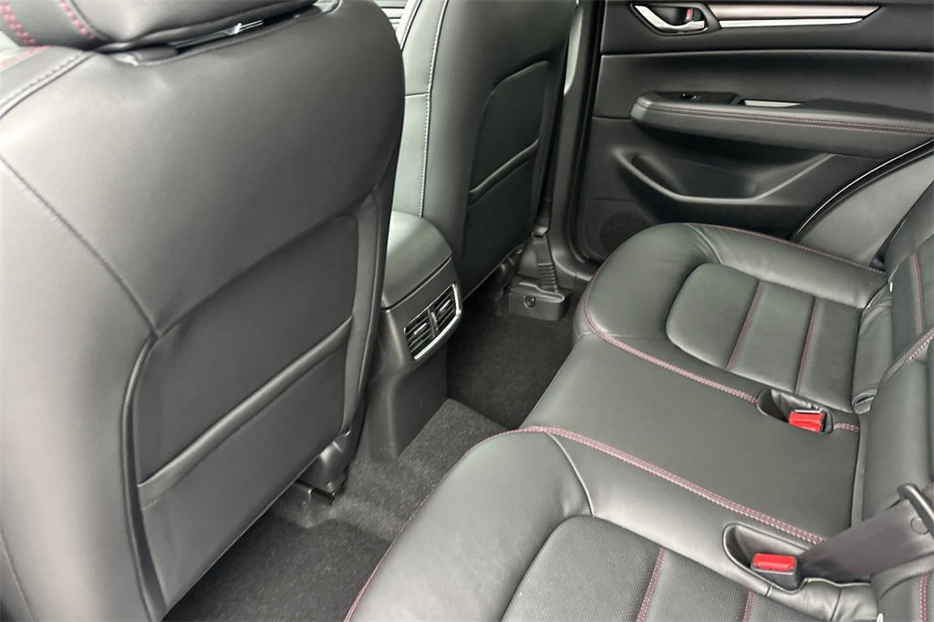 New 2025 MAZDA CX-5 Carbon Edition image 13