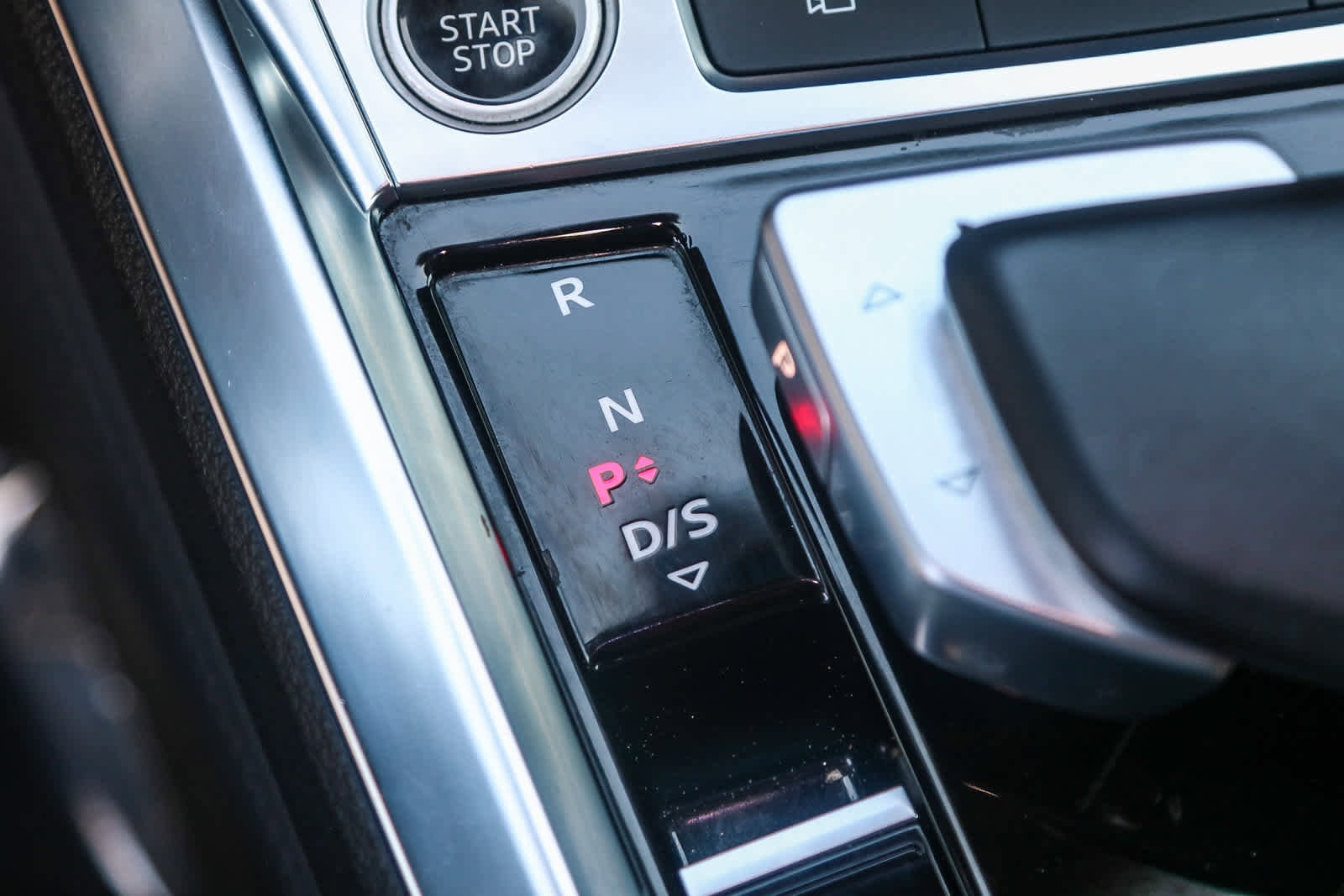 Used 2022 Audi e-tron Premium image 22