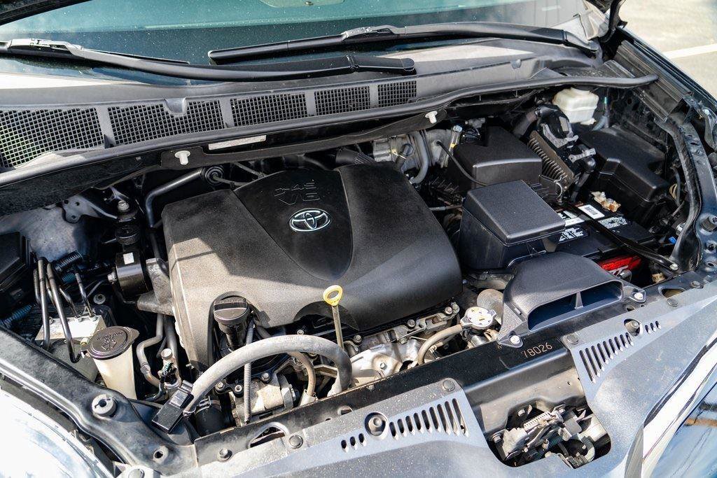 Used 2020 Toyota Sienna XLE FWD image 26