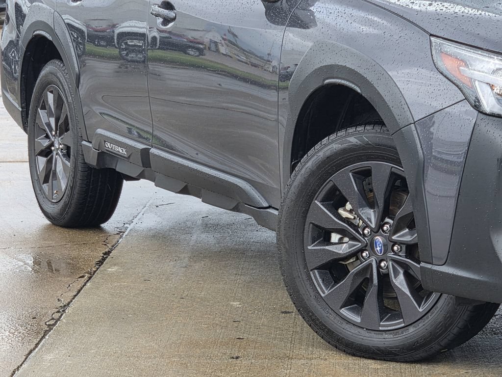 Used 2025 Subaru Outback Onyx Edition AWD/4WD image 11