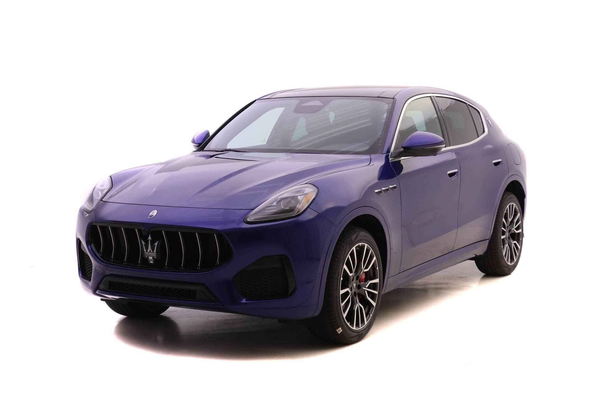 New 2025 Maserati Grecale GT