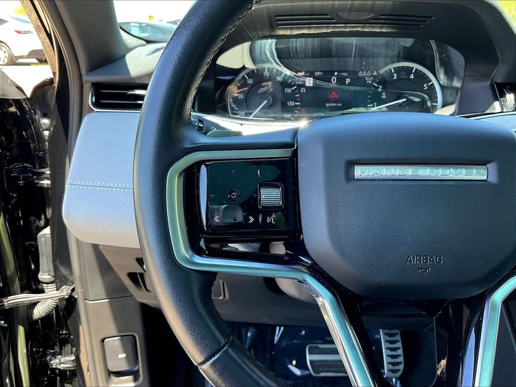 Used 2023 Land Rover Range Rover Evoque R-Dynamic SE AWD/4WD image 11