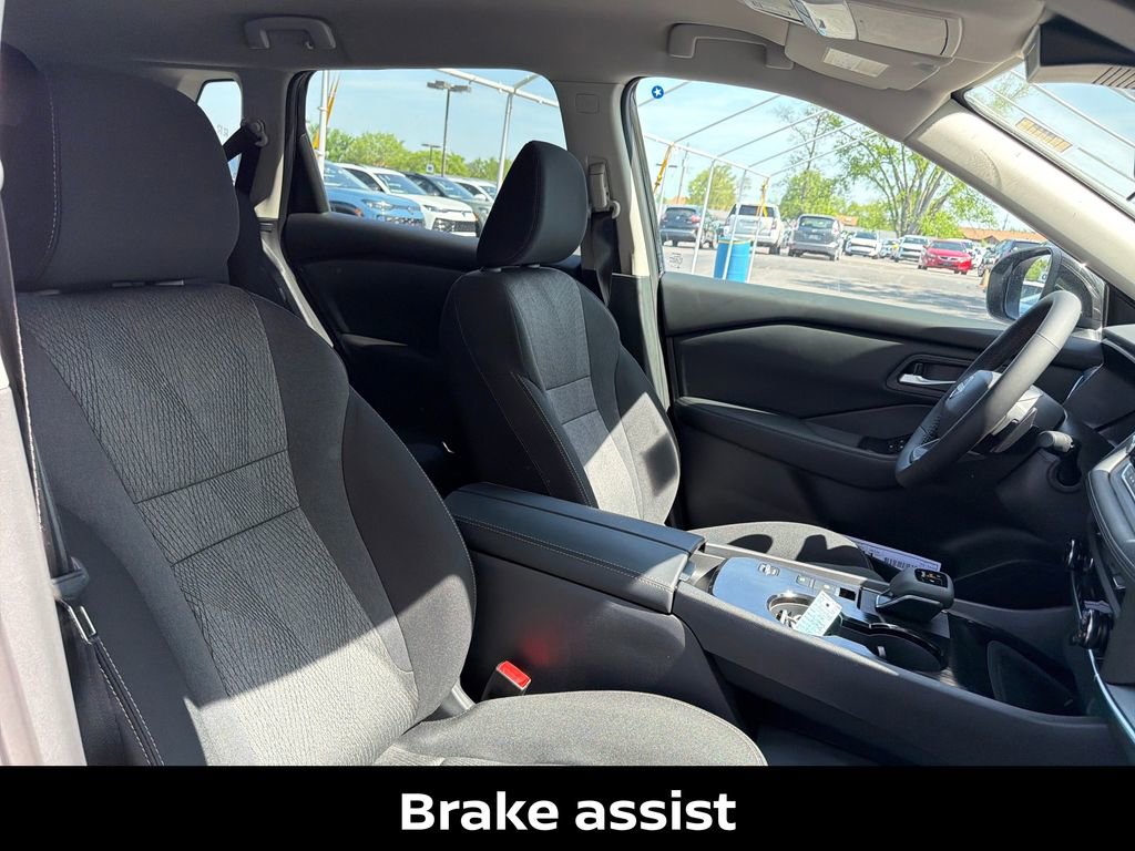 New 2026 Nissan Rogue SV FWD image 37