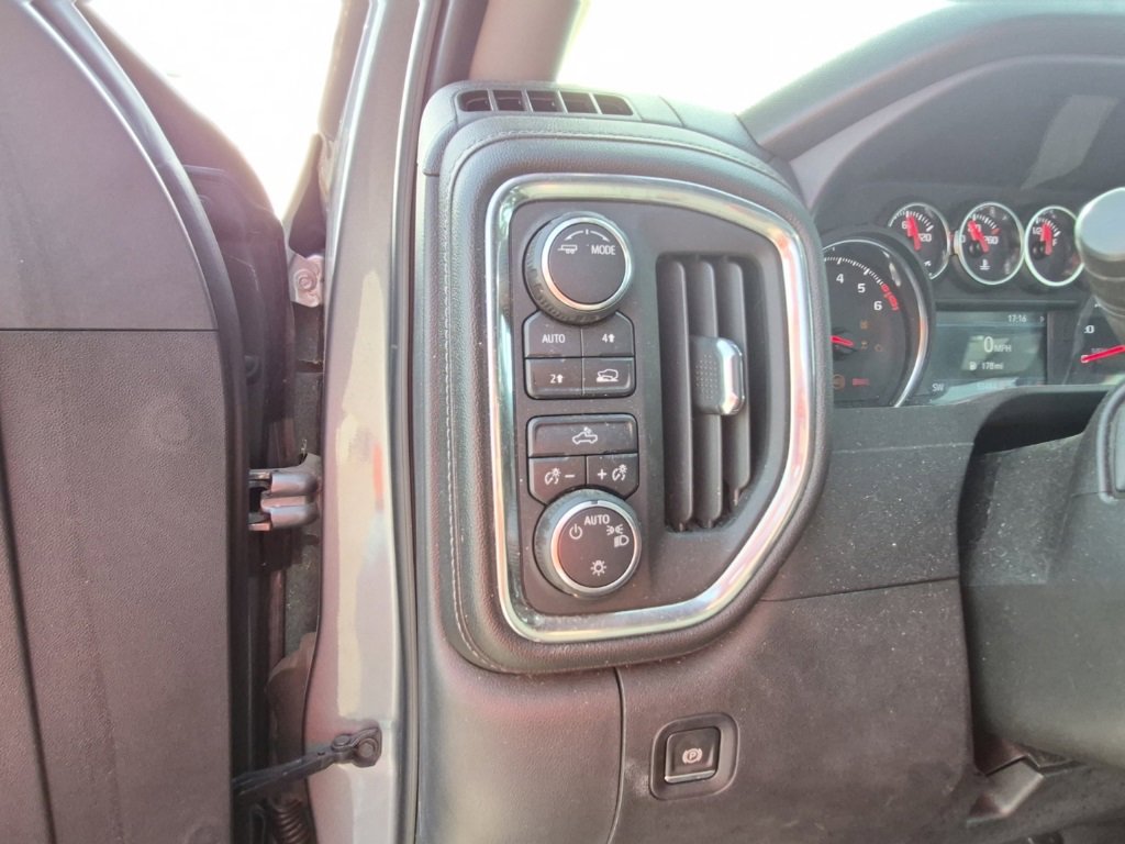 Used 2020 Chevrolet Silverado 1500 LT w/ All-Star Edition image 8