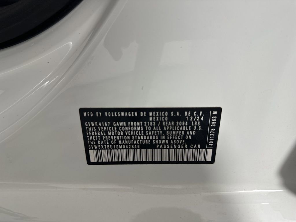 Used 2025 Volkswagen Jetta S image 8