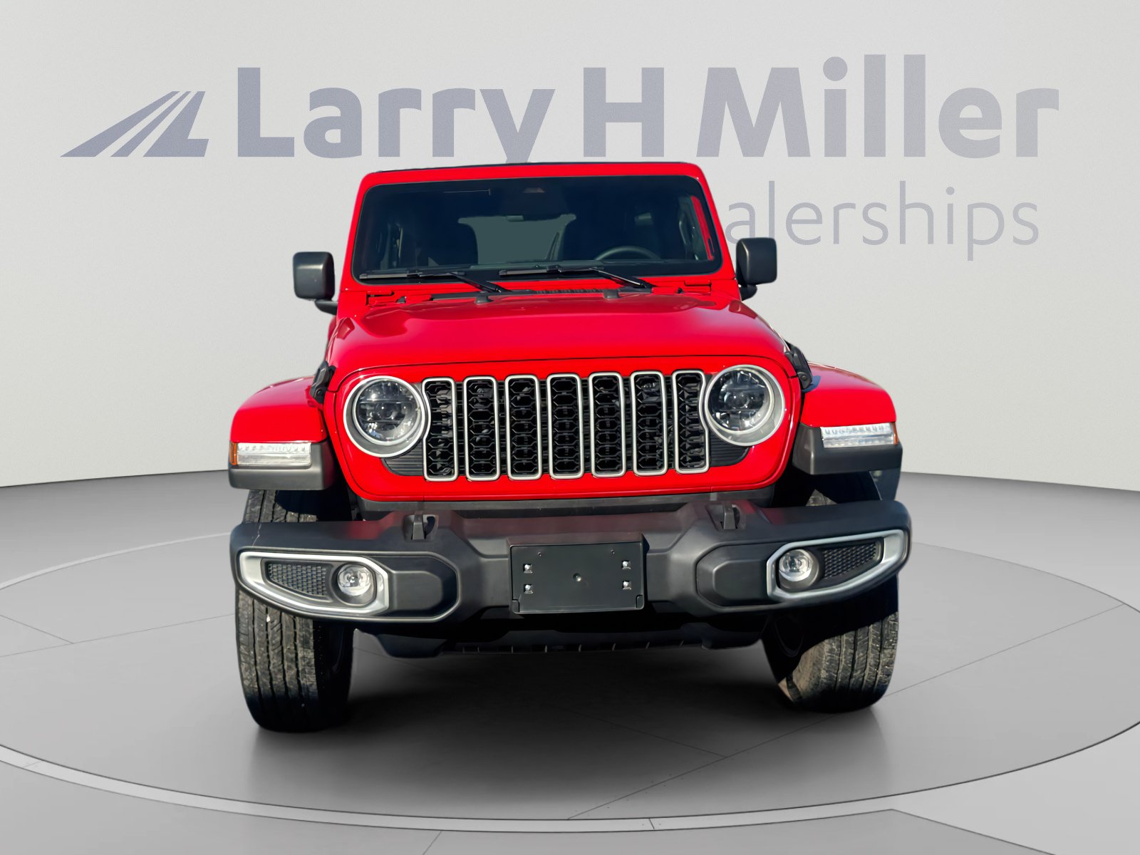 Used 2026 Jeep Wrangler Unlimited Sahara AWD/4WD image 8