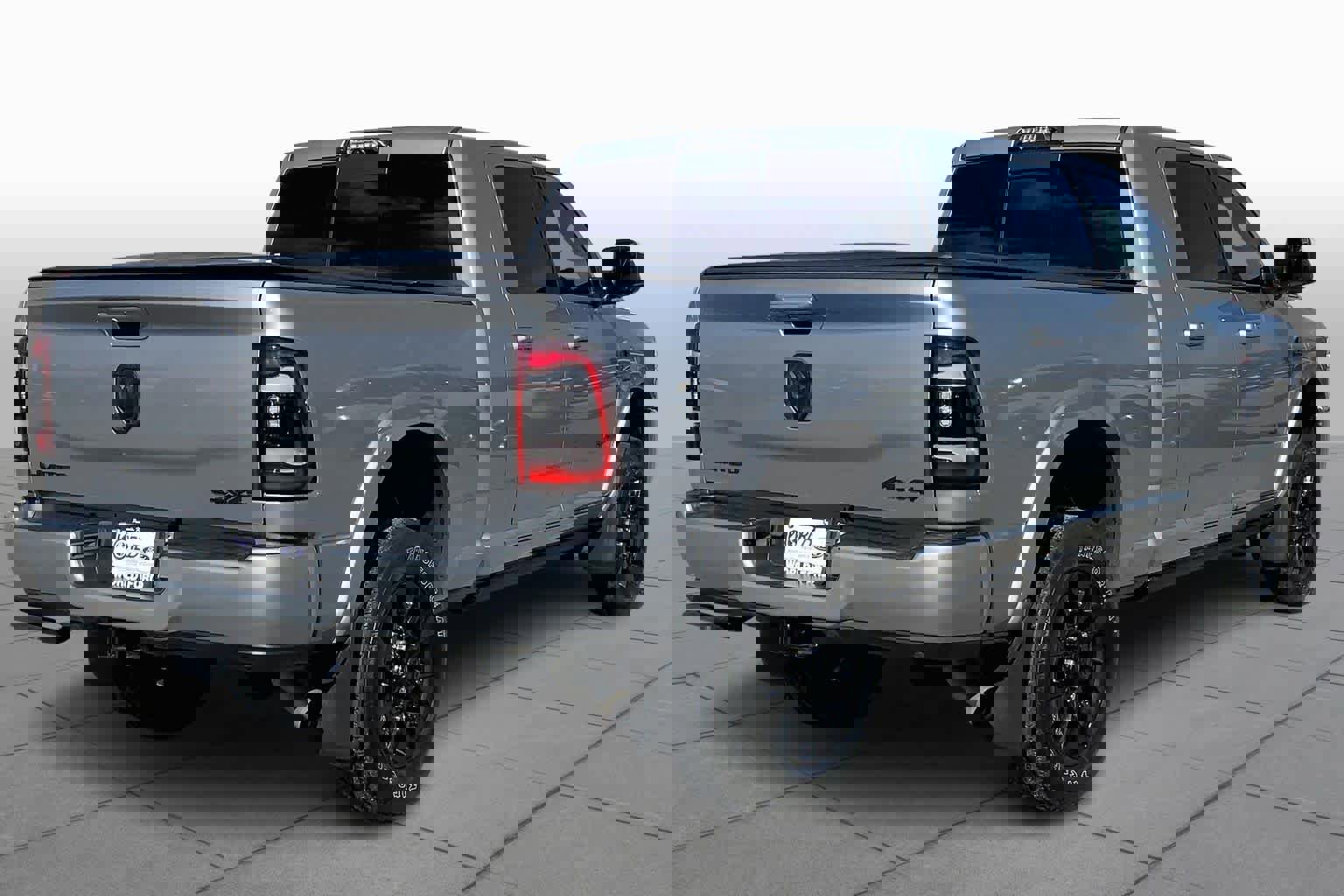 Used 2022 RAM 3500 Limited image 12