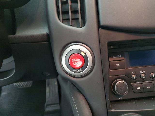 Used 2018 Nissan 370Z Roadster image 20