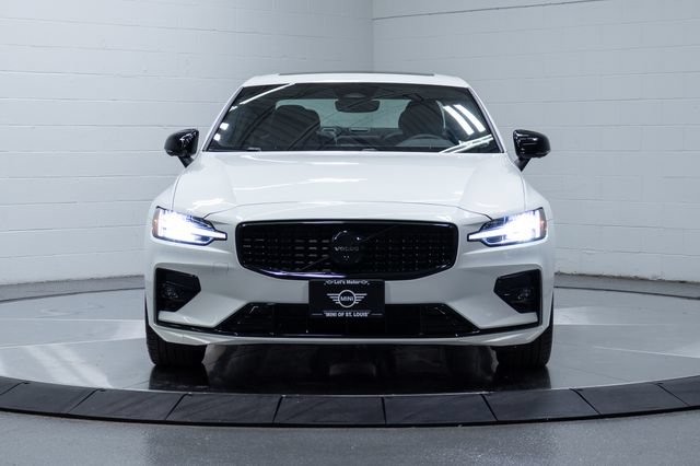 Used 2024 Volvo S60 B5 Plus FWD image 5