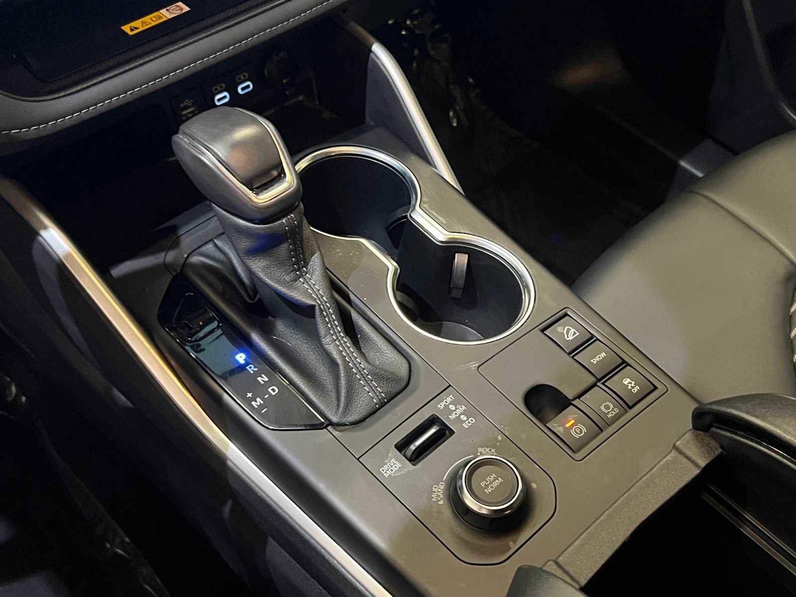 Certified 2024 Toyota Highlander XSE image 23