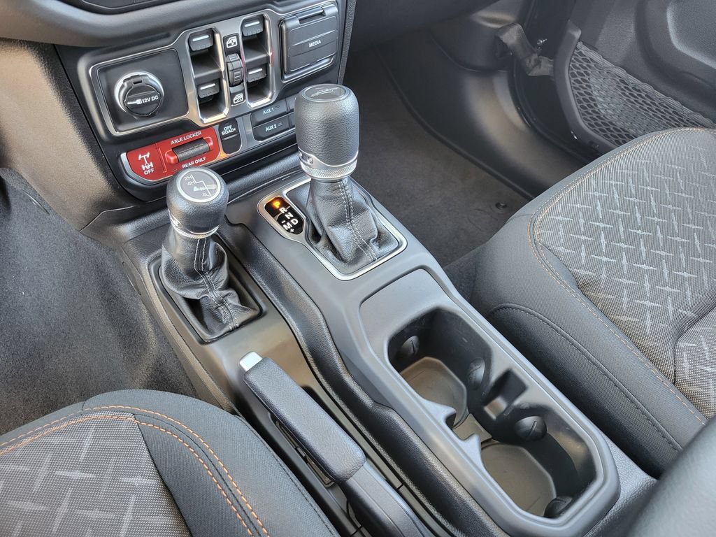 New 2026 Jeep Gladiator Mojave AWD/4WD image 15