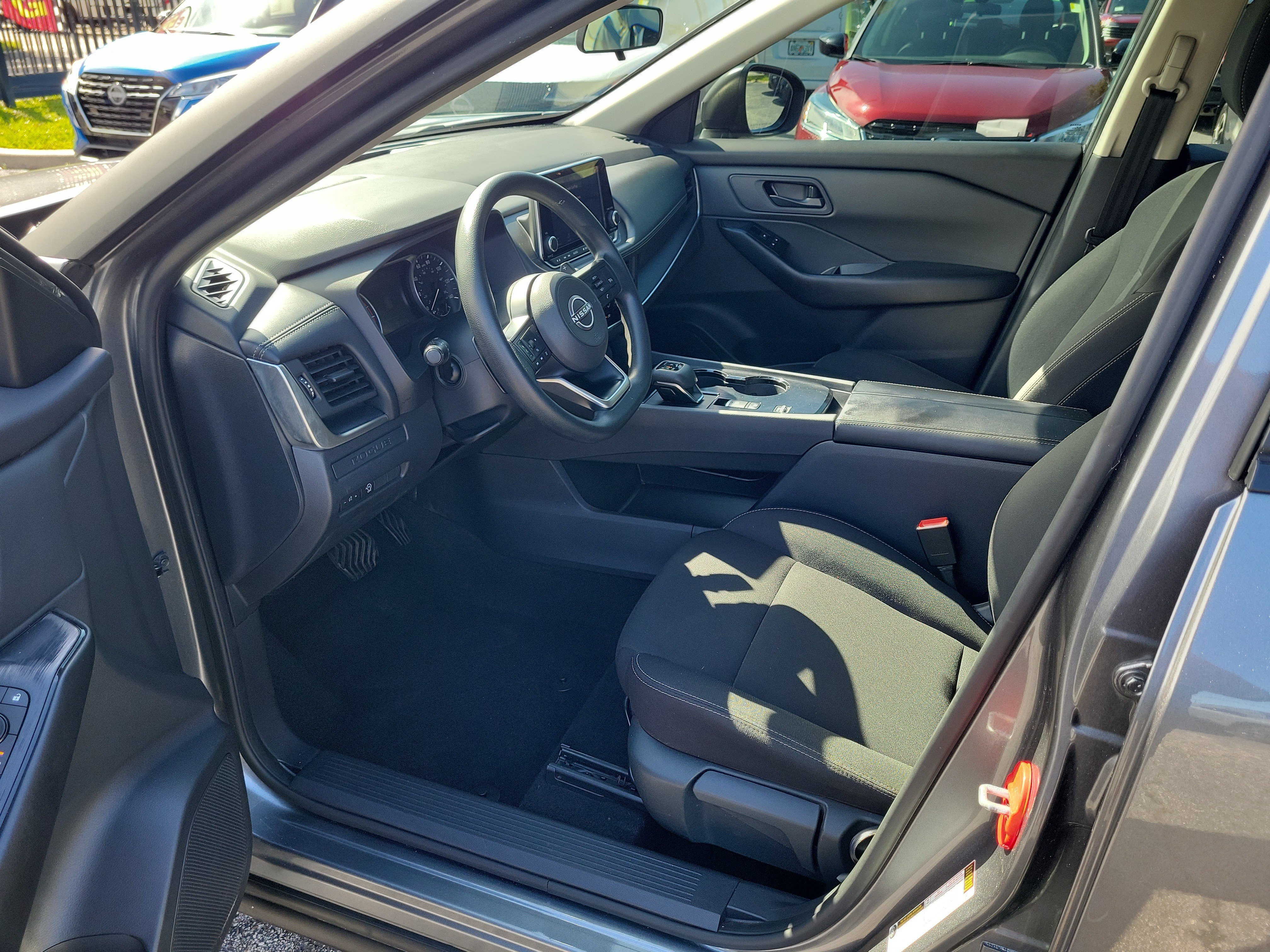 Certified 2024 Nissan Rogue S FWD image 11