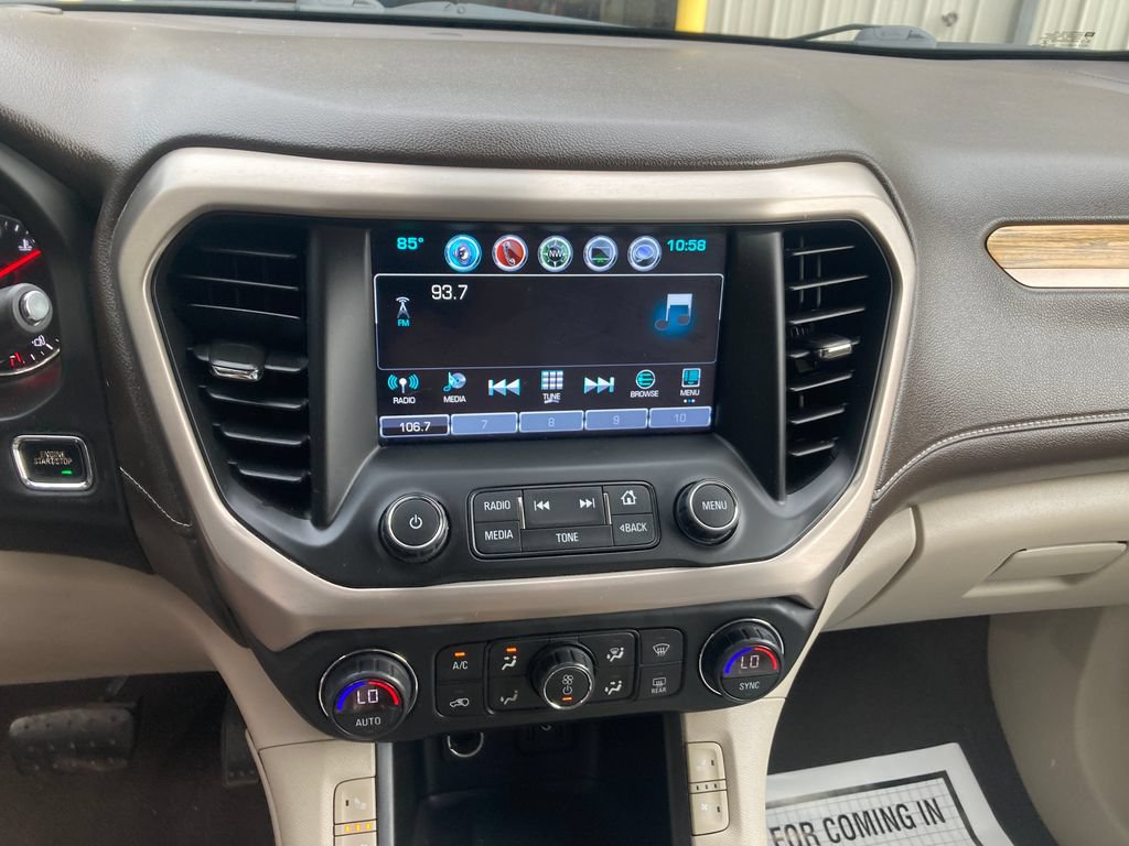 Used 2019 GMC Acadia Denali AWD/4WD image 22