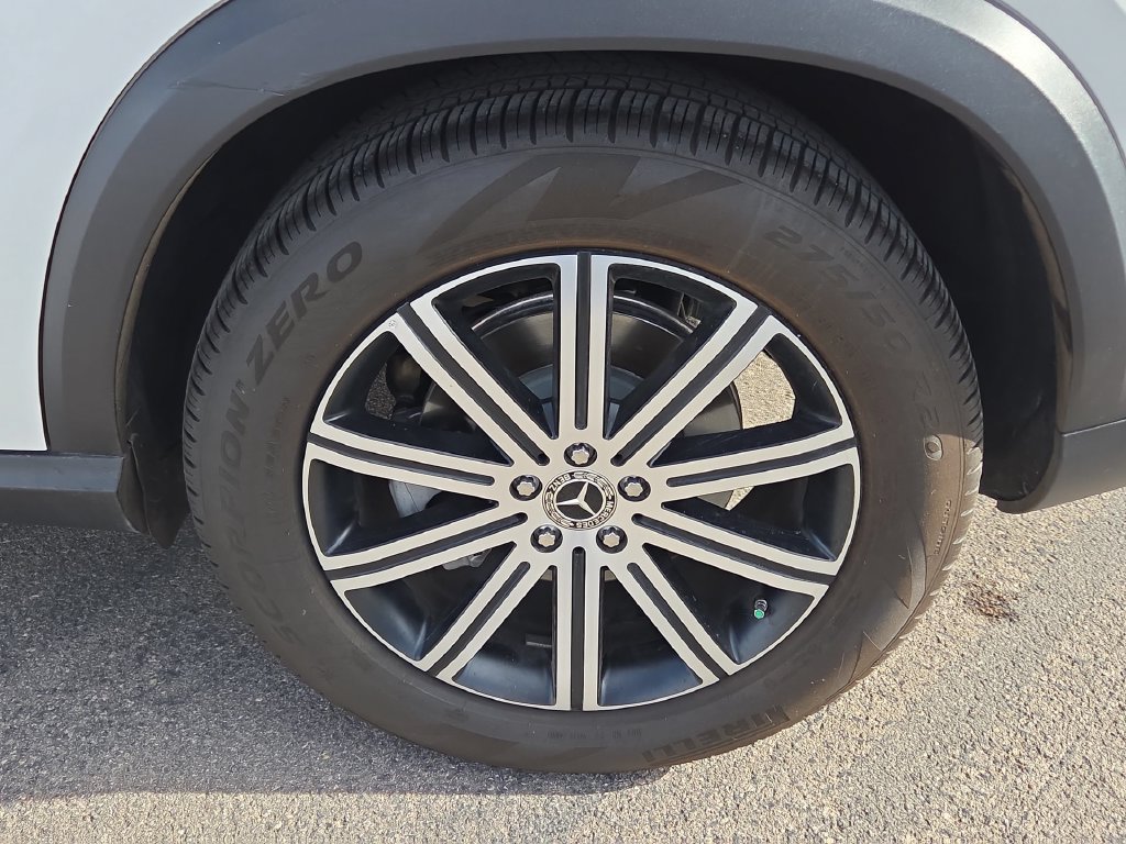 Certified 2024 Mercedes-Benz GLE 450 4MATIC image 11