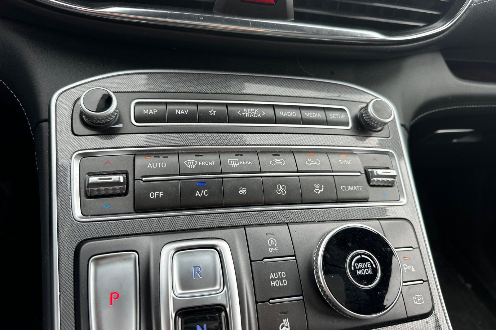 Used 2023 Hyundai Santa Fe Calligraphy FWD image 27