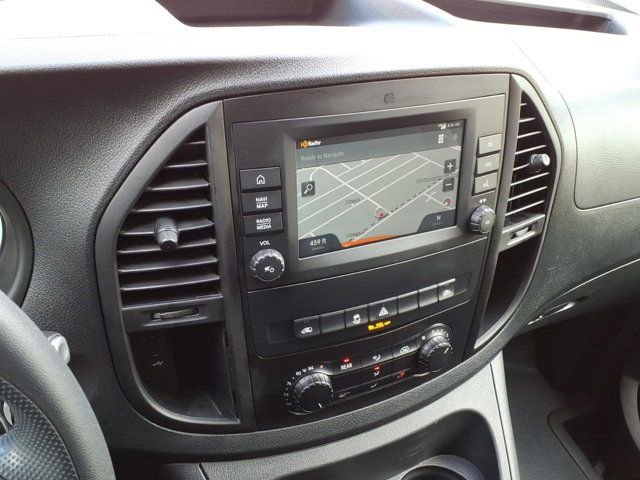 Used 2023 Mercedes-Benz Metris Passenger image 5