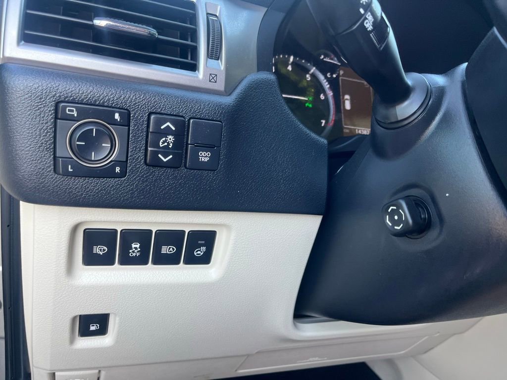 Used 2023 Lexus GX 460 Premium image 31