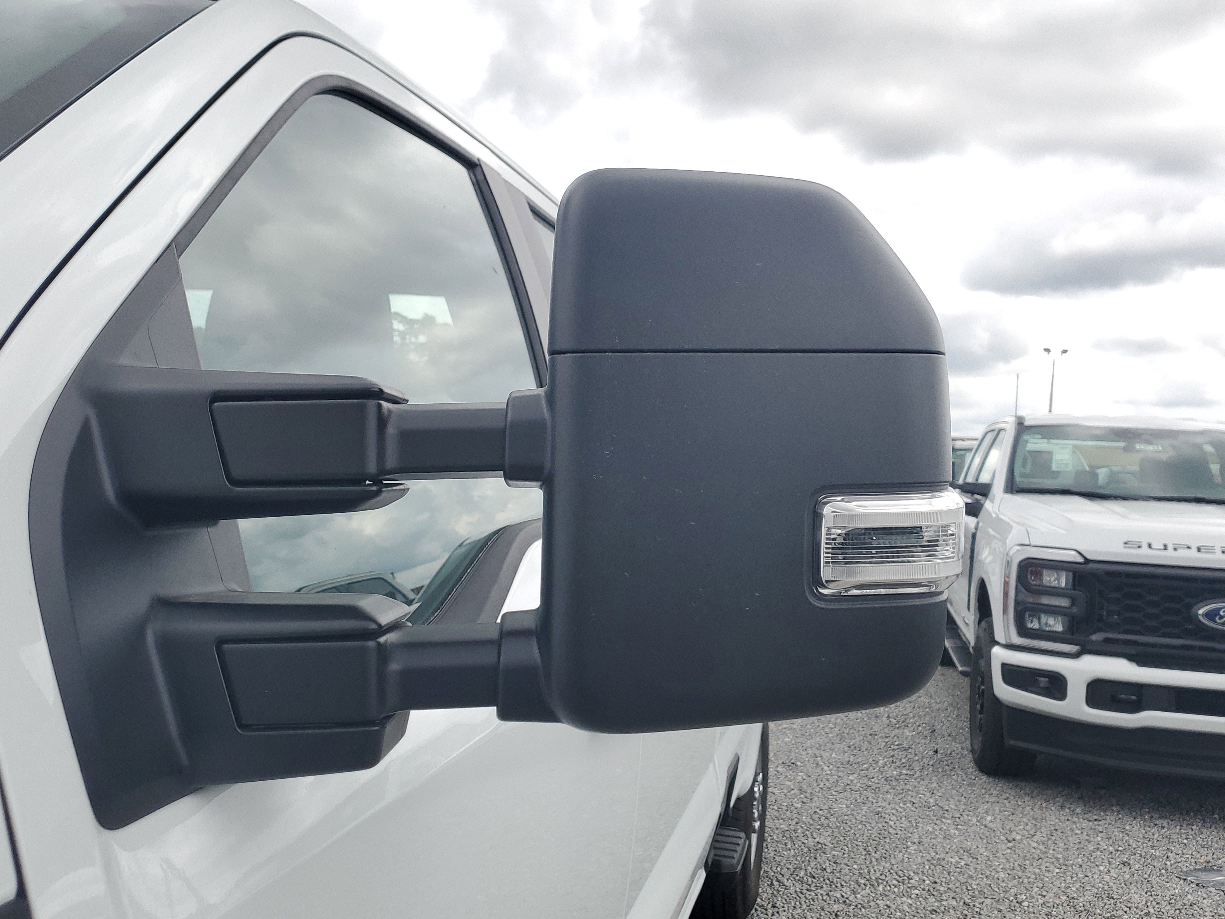 New 2026 Ford F250 XL w/ XL Chrome Package image 5