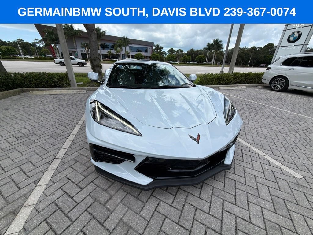 Used 2020 Chevrolet Corvette Stingray Preferred Cpe w/ 2LT Preferred Equipment Group RWD image 17