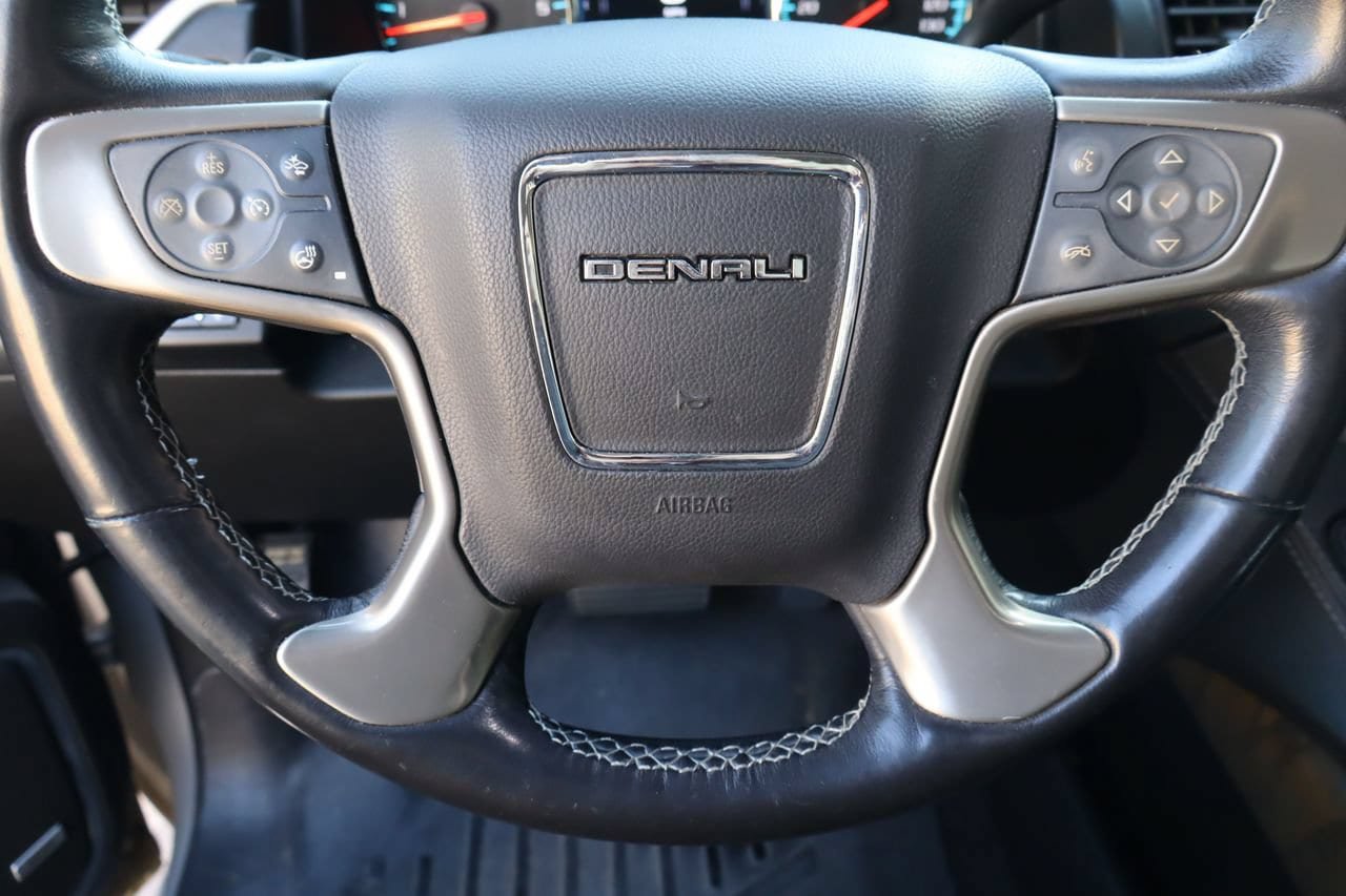 Used 2018 GMC Yukon XL Denali w/ Denali Ultimate Package RWD image 26