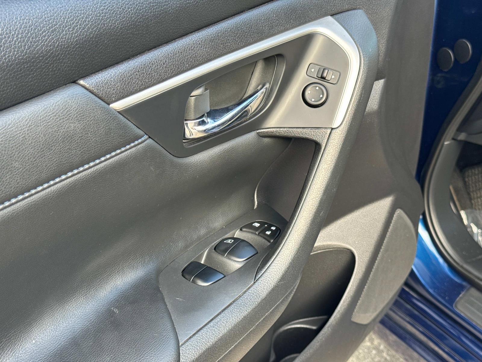 Used 2018 Nissan Altima 2.5 SR w/ SR Special Edition image 17